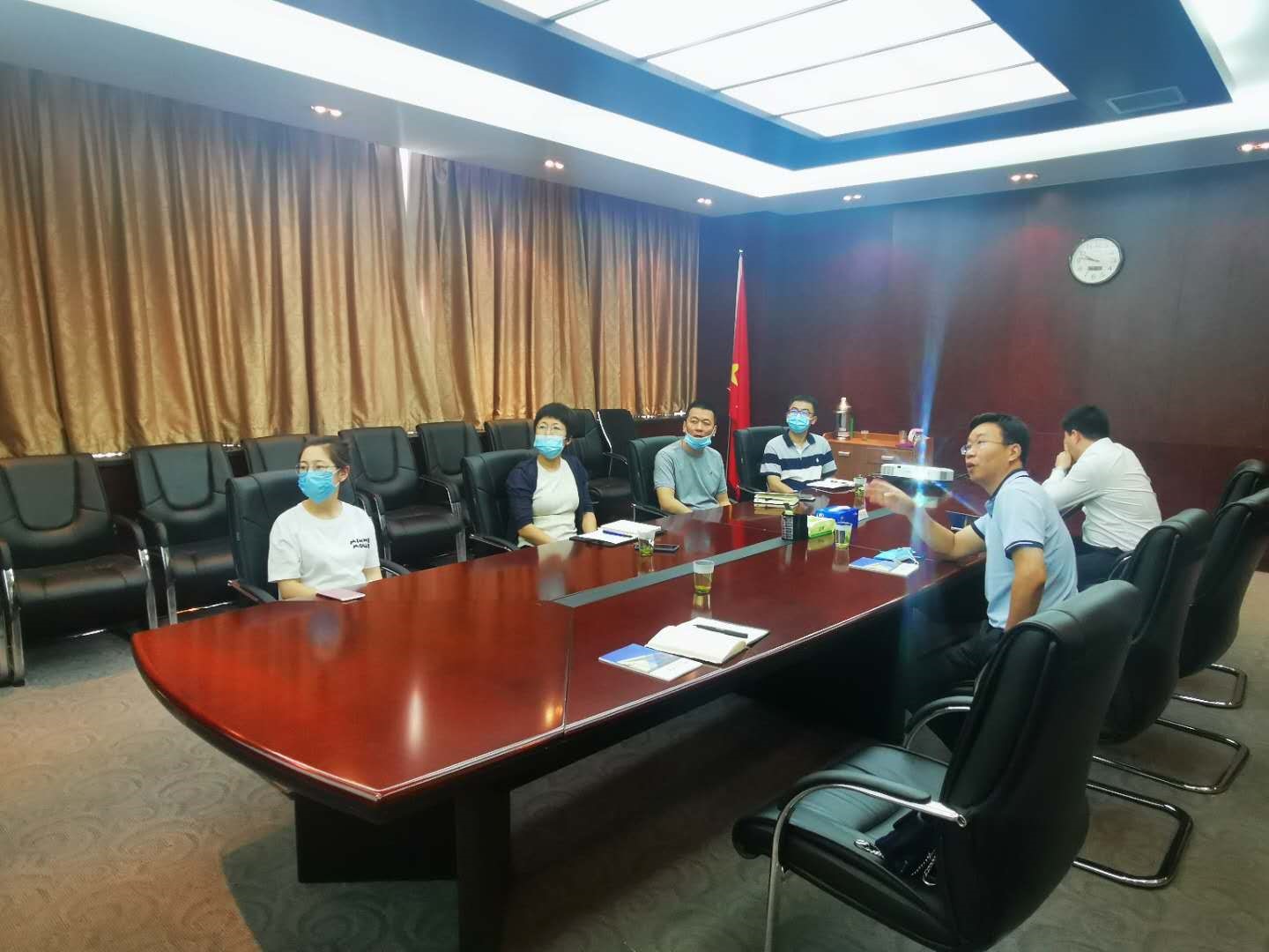 ,j9九游会官网财务总监孔幸峰率队访问北京市天竺综合保税区管理委员会